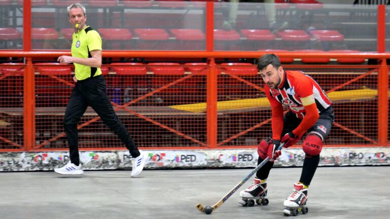 OTTIMA PROVA IN TRASFERTA PER IL FARM TEAM DELL’HOCKEY SARZANA VINCE 4 A 3 A VIAREGGIO E CONQUISTA IL PRIMATO IN CLASSIFICA.